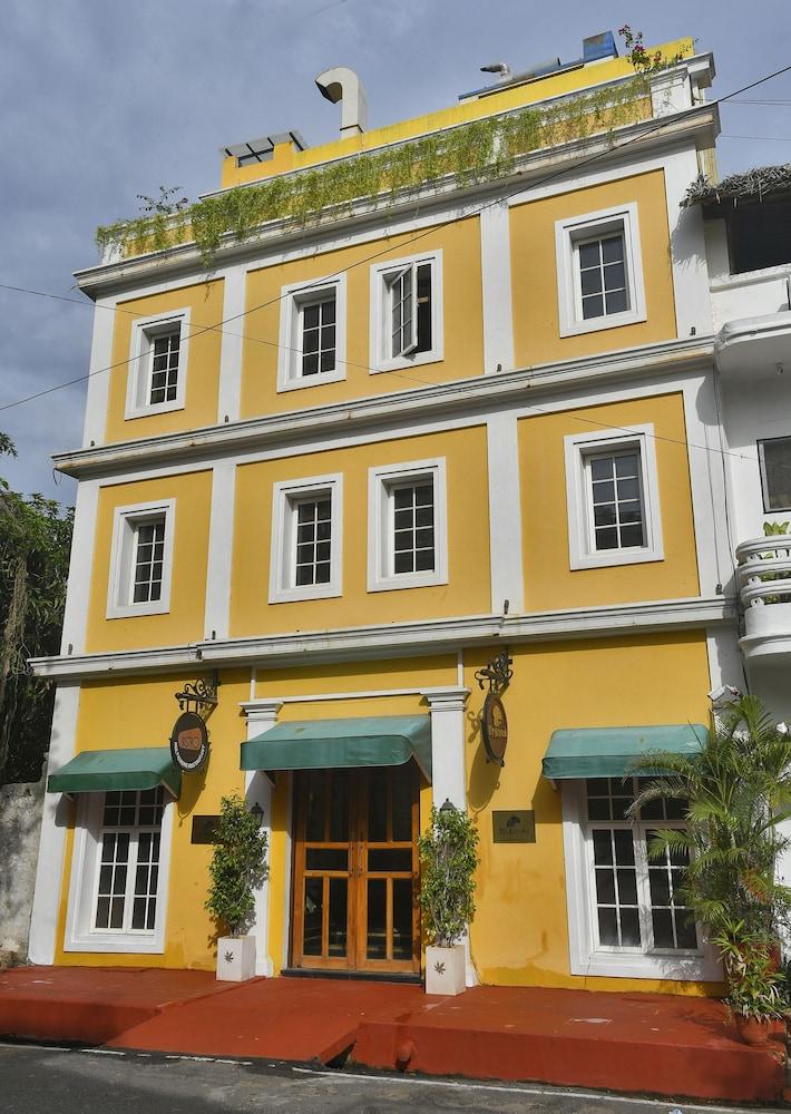 Hotel The Richmond Puducherry Exterior foto